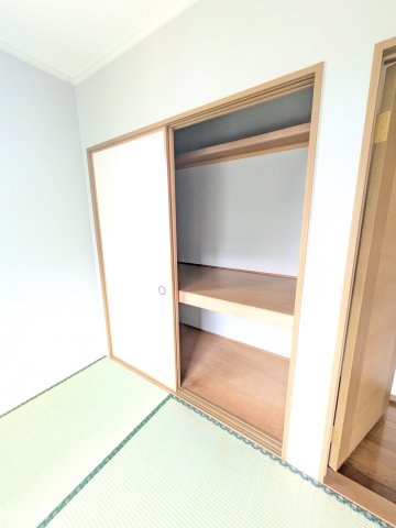 アダージョ東山田の収納