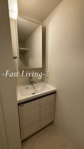 クラリティア文京湯島の洗面所