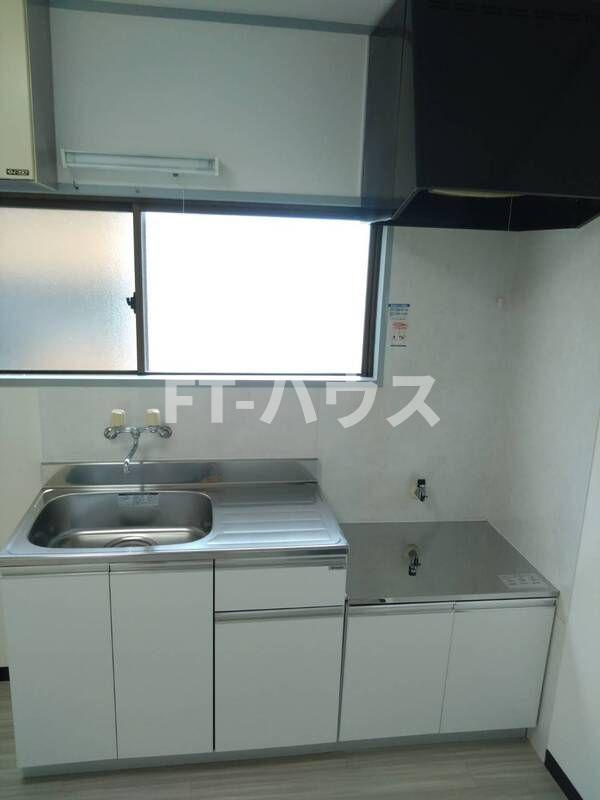 ニューウィング幕張のキッチン