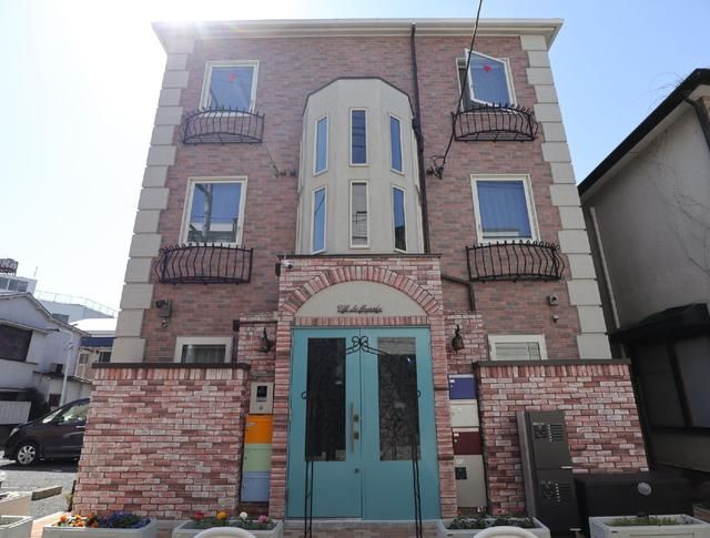 クレ・ドゥ・レスポワールの外観