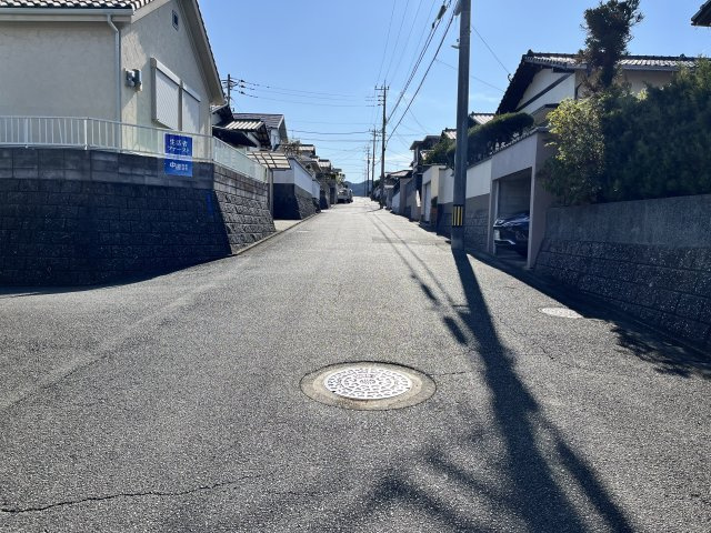 【前面道路含む現地写真】 | 王塚台1丁目売地