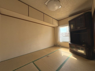 【和室】 | 左近山団地３街区２４号棟２階 | バルコニー側6帖の和室になります。