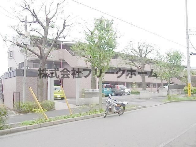 アースフォーガルの外観