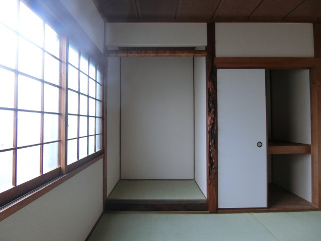 Fパレス富美ケ丘町の和室