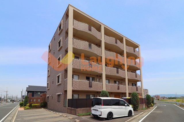 グランディアの外観