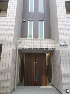 【エントランス】 | ルポリテ