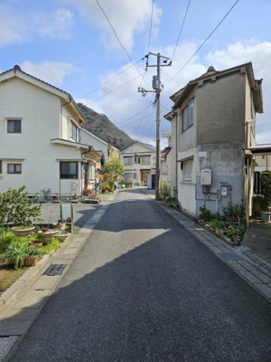 【前面道路含む現地写真】 | 鳥取市湯所町１丁目 土地