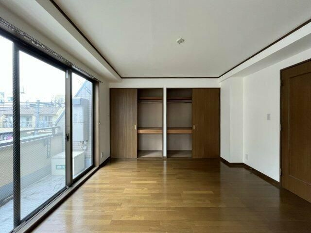 アーバンパレスの居間・リビング