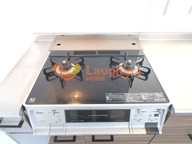 サニーコート津福のキッチン|コンパクトなキッチンで掃除もラクラク
