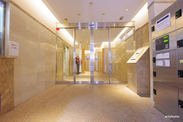アーデンタワー靭公園　仲介手数料無料のロビー