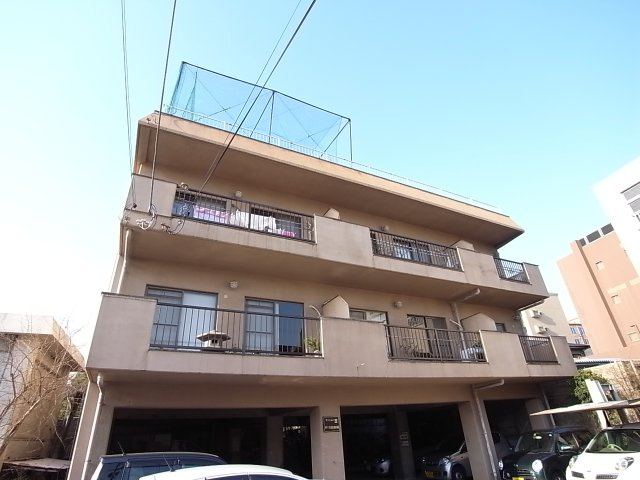 マンション芝の外観