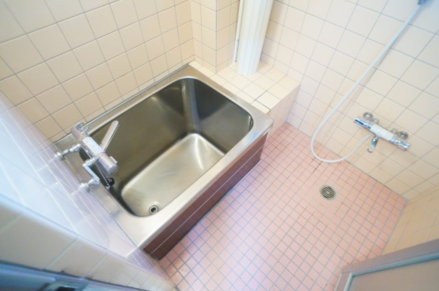 マンション芝の浴室