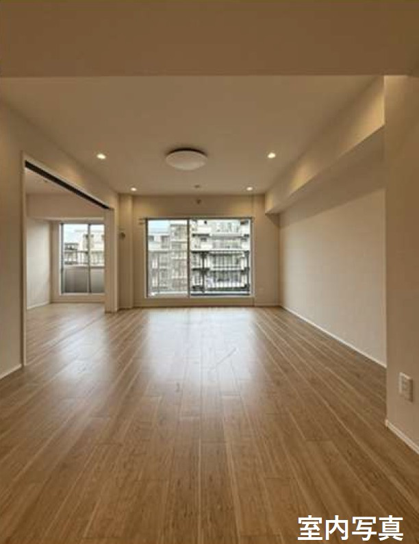 せんげん台サンライトパストラル中央1番館の居間・リビング