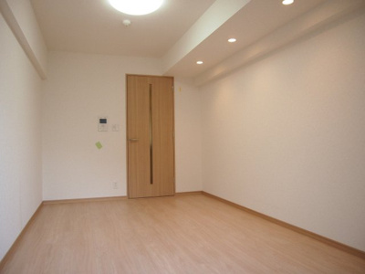 【居間・リビング】 | ルーブル亀戸天神前