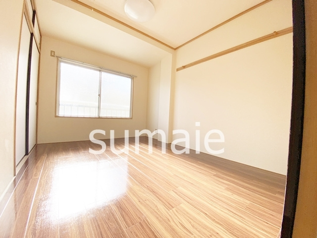 大貫マンションの居間・リビング|★明るいお部屋です★