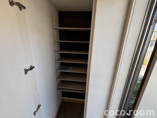 プレジール　Bの収納