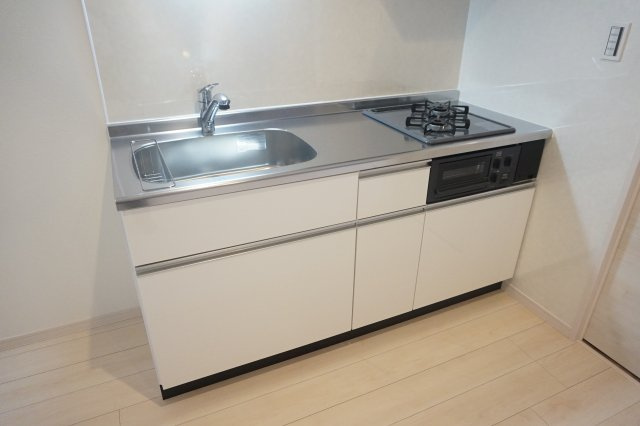 熊本市中央区黒髪２丁目のアパートのキッチン