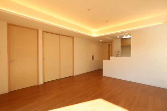 クレッセント池上Ⅱの居間・リビング