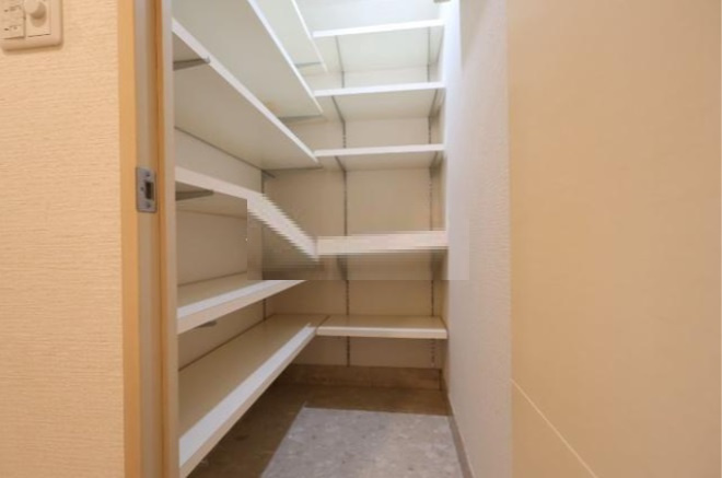 クレッセント池上Ⅱの収納|収納　シューズインクローク