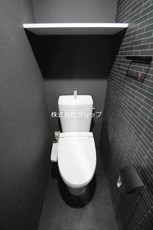Le'a横濱阪東橋壱番館のトイレ
