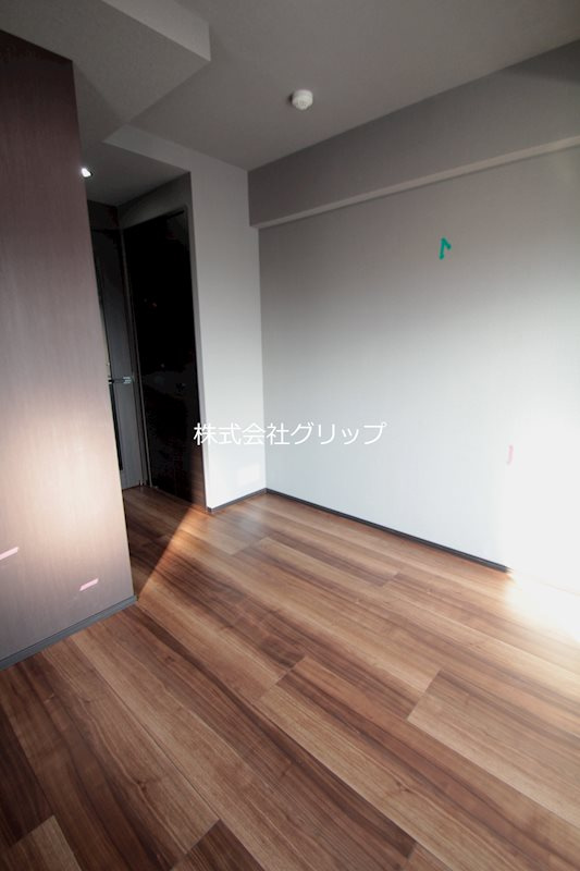 Le'a横濱阪東橋壱番館の洋室