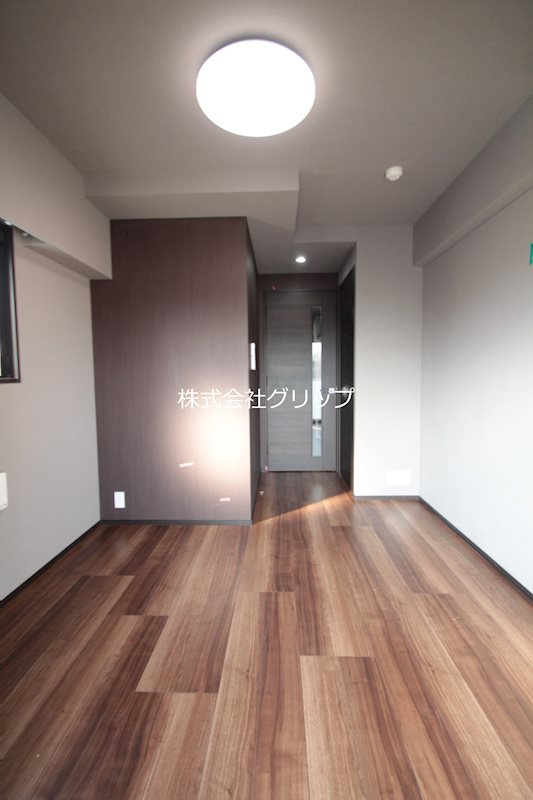 Le'a横濱阪東橋壱番館の居間・リビング