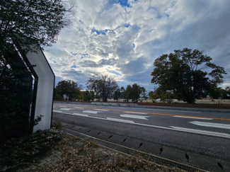 【展望】 | びわ湖岸道路に面する店舗 | 物件からびわ湖側を望む