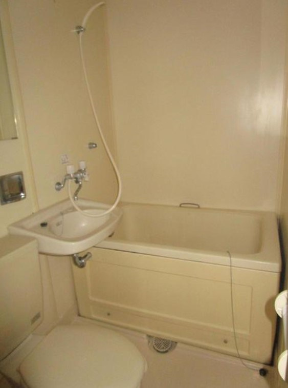 杉並区今川４丁目のアパートの浴室