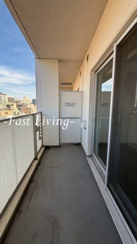 アーノンブライト一番町のバルコニー