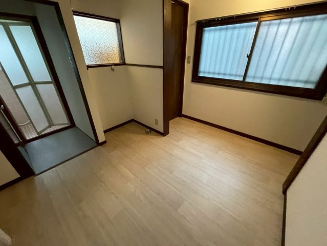 芦屋市南宮町戸建の居間・リビング