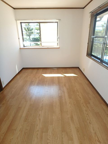 【寝室】 | オリーブガーデンA