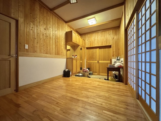 つくば市高見原中古戸建の玄関