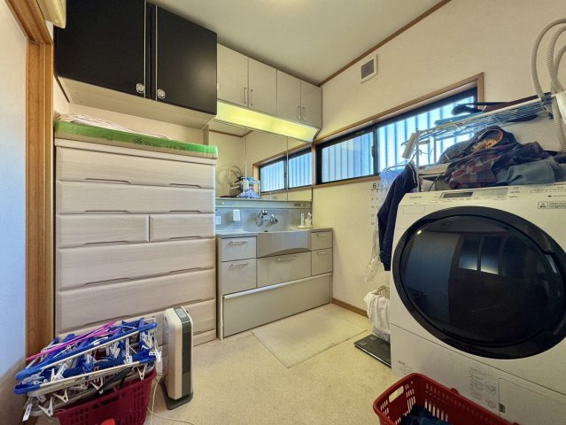つくば市高見原中古戸建の洗面所
