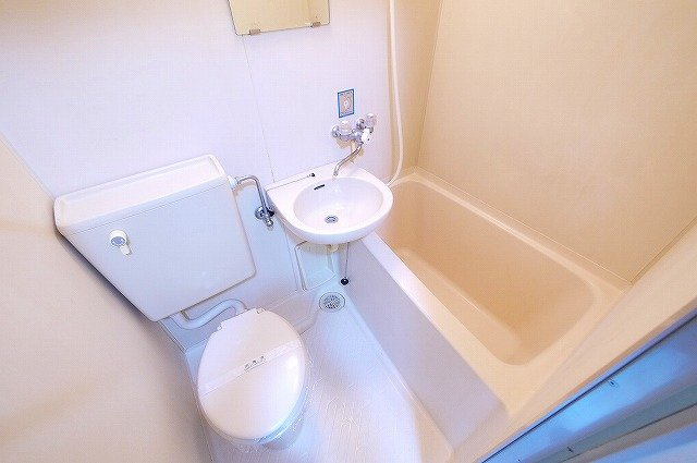 白樺ハイツ大宮Ⅲの浴室