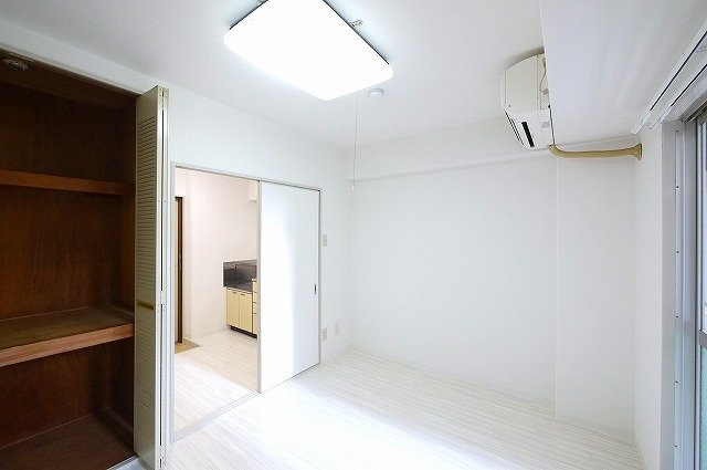 白樺ハイツ大宮Ⅲの居間・リビング