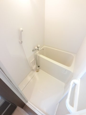 エクセレントコート津田沼の浴室