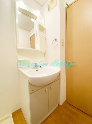 フィオーレ湘南山手　A棟の洗面所