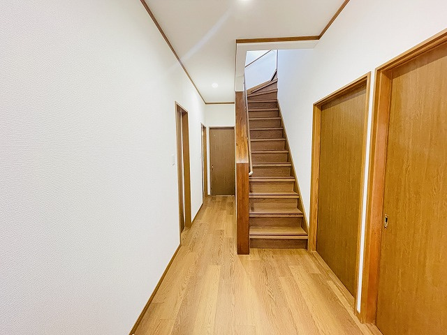 【玄関】 | 糟屋郡久山町大字久原 　戸建て