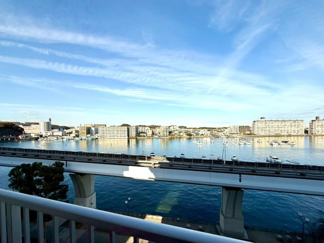 金沢八景ローズマンションアネックスの展望|バルコニーから楽しむ心地よいオーシャンビュー