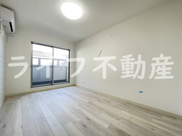 クリエオーレ小若江の居間・リビング|おしゃれな居間です