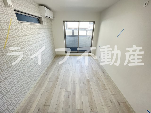 クリエオーレ小若江の洋室|個人の部屋や寝室として使える洋室です