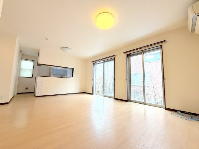 あきる野市野辺　リフォーム住宅の居間・リビング|リフォーム前写真※室内のご見学可能です。