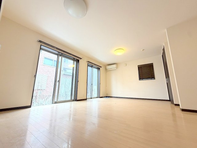 あきる野市野辺　リフォーム住宅の居間・リビング|リフォーム前写真※室内のご見学可能です。