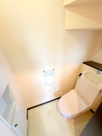 あきる野市野辺　リフォーム住宅のトイレ|リフォーム前写真※室内のご見学可能です。