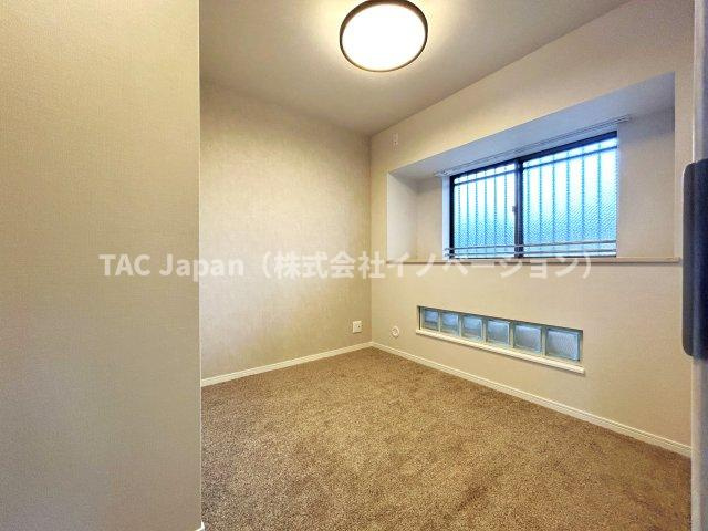 オーベル高田馬場の洋室