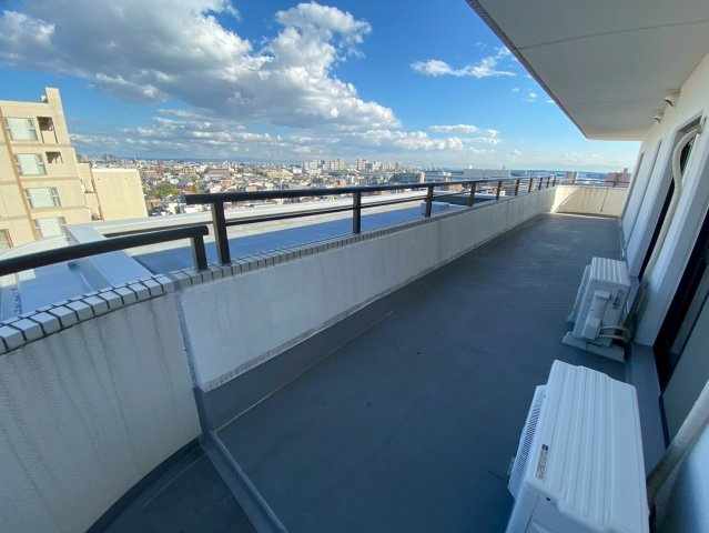 カサセルバ甲南山手のバルコニー