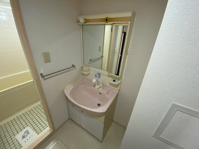 カサセルバ甲南山手の洗面所