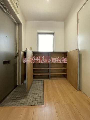 ハイツ櫛原プラスワンの玄関|きれいな玄関です