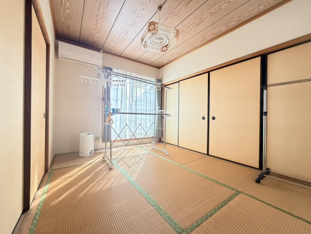 揖斐郡池田町市橋（広神戸駅）2階建　4LDKの和室|入居中の写真のため荷物があります