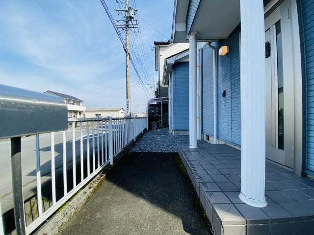 揖斐郡池田町市橋（広神戸駅）2階建　4LDKの玄関